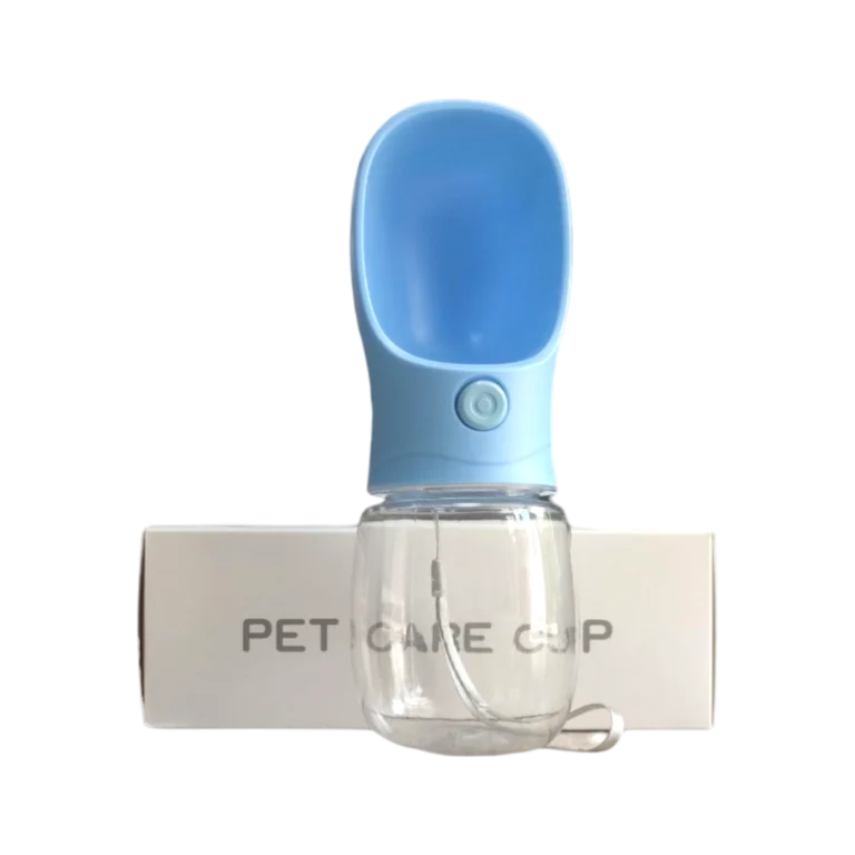 Синя бутилка за вода за кучета 250 мл с вградена поилка и бутон за наливане