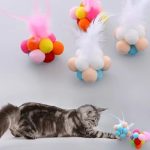 Котешка играчка, меки топчетас пера и звънче, различни цветове - Image 2