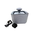 Фонтан за вода за кучета и котки 2.5L с течаща струя, филтър и тиха работа